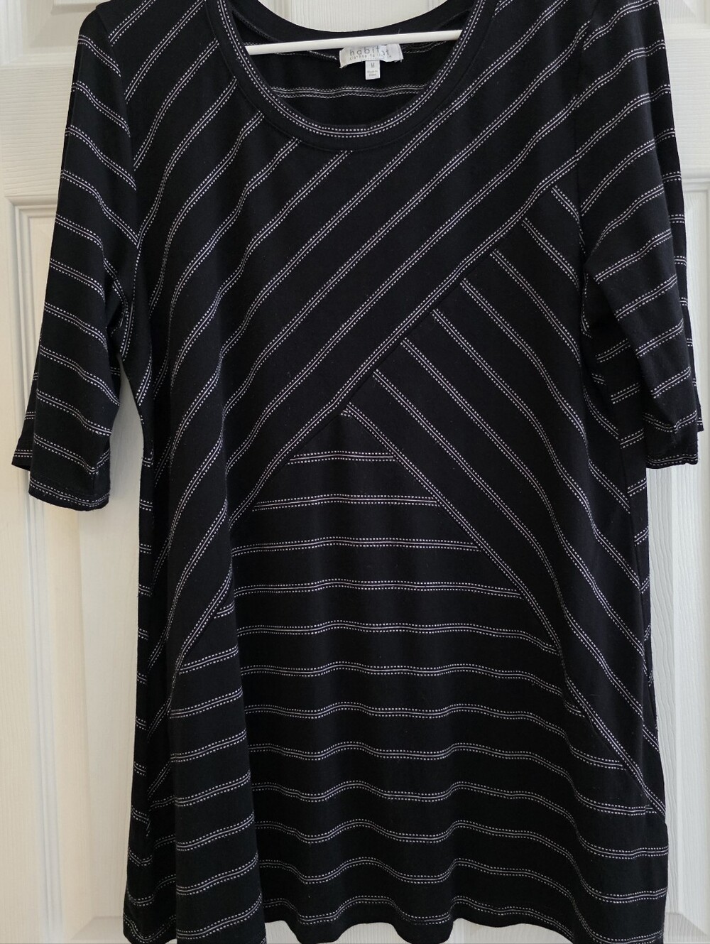 Habitat Medium Tunic Top Black White Short Sleeves Casual
